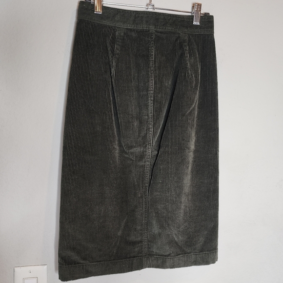 Aritzia Wilfred Free Green Corduroy Pencil Skirt Front Zip Size 2 - Picture 11 of 15